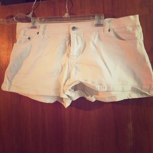 White SO brand shorts size 17