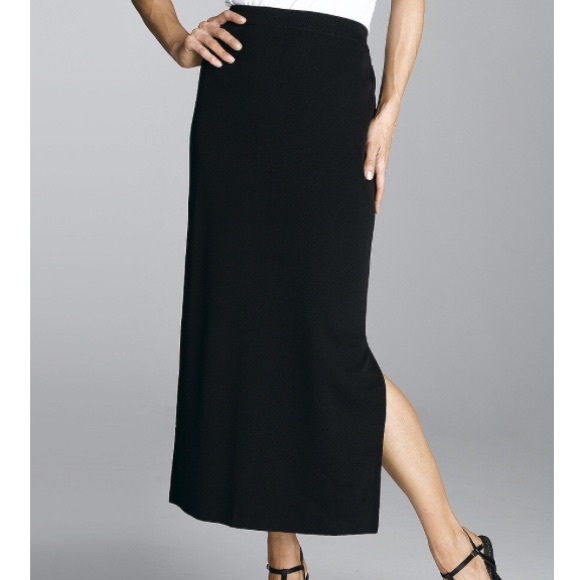 Misook Dresses & Skirts - 🎉HP🎉Misook Black Knit Maxi Skirt