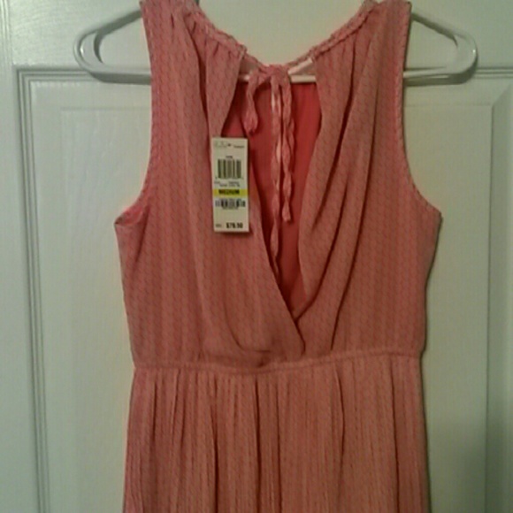 Dress - Picture 4 of 4