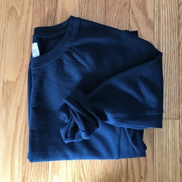 Navy Gap sweatshirt
