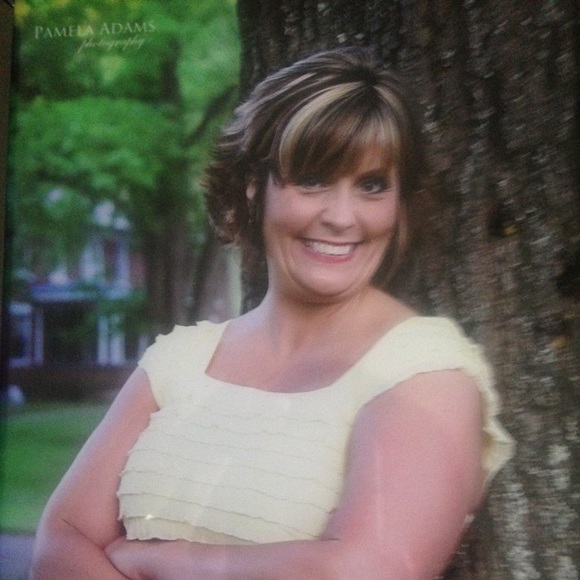 Meet your Posher, Norma - Picture 2 of 2