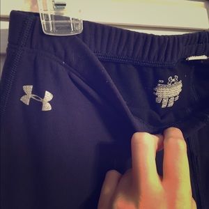 Navy Under Armour leggings