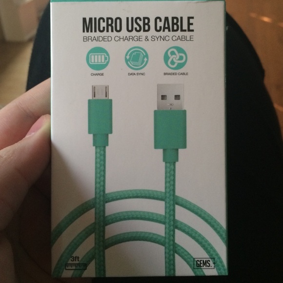 Tiffany Blue USB Cable