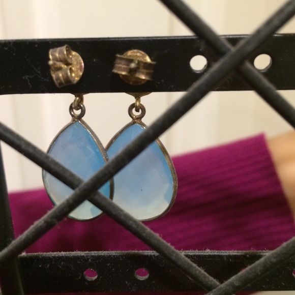 Earings - Picture 2 of 2