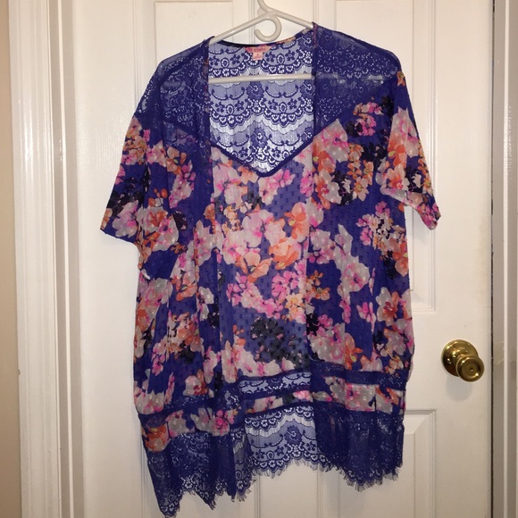Candies floral kimono