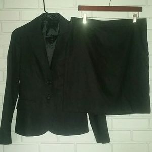 Theory wool suit charcoal grey