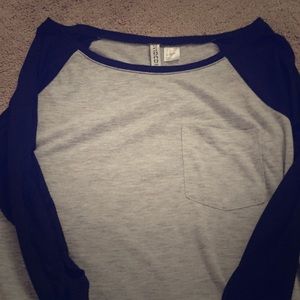 Baseball tee
