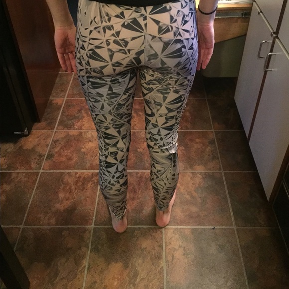 Dressy leggings - Picture 2 of 3
