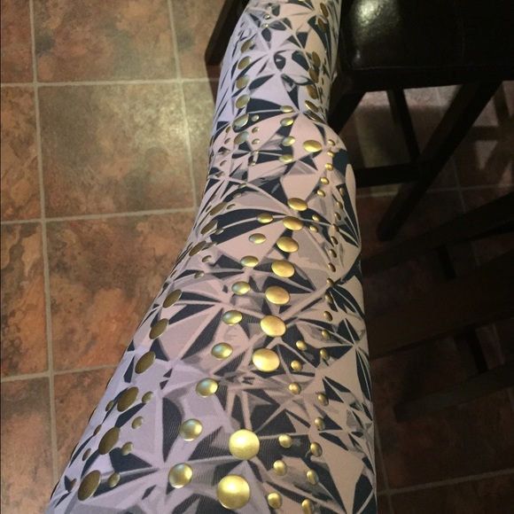 Dressy leggings - Picture 3 of 3