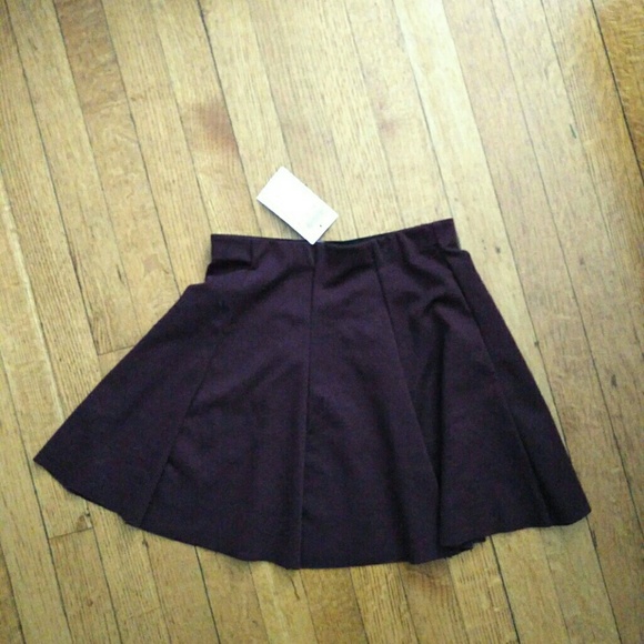 Brandy Melville skate skirt