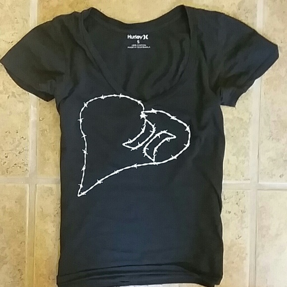 Hurley tee - Picture 3 of 4