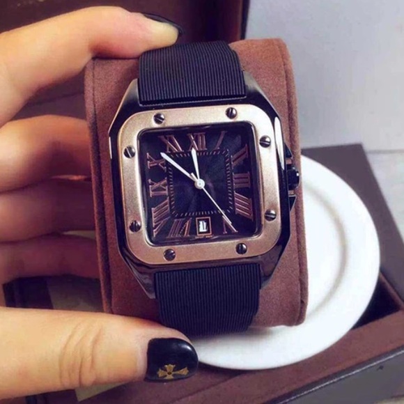Accessories - Women watch.