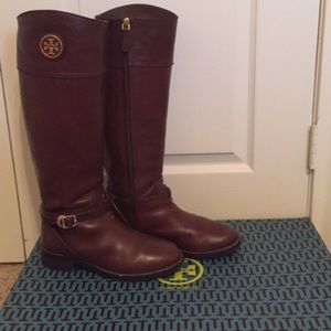 Tory Burch almond Teresa riding boots. Size 8