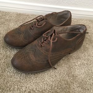 Brown oxfords