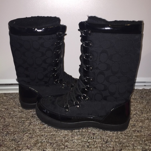 Coach snow boots