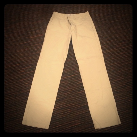 Classic fit khakis - Picture 1 of 3