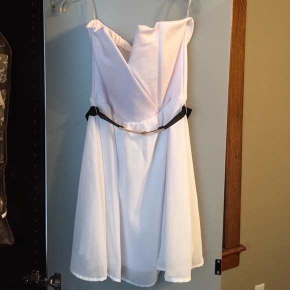 Strapless dress