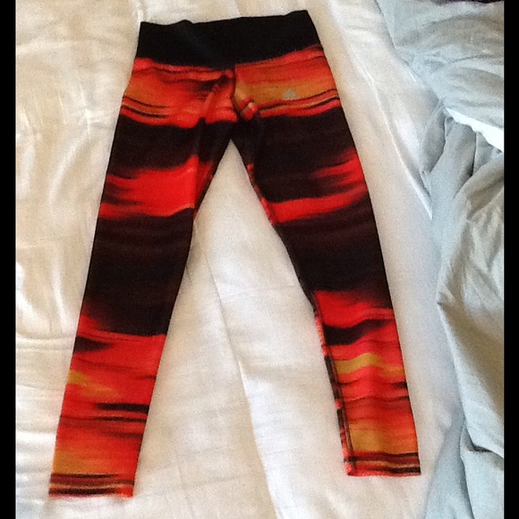 Adidas tech fit yoga pants - Picture 1 of 2