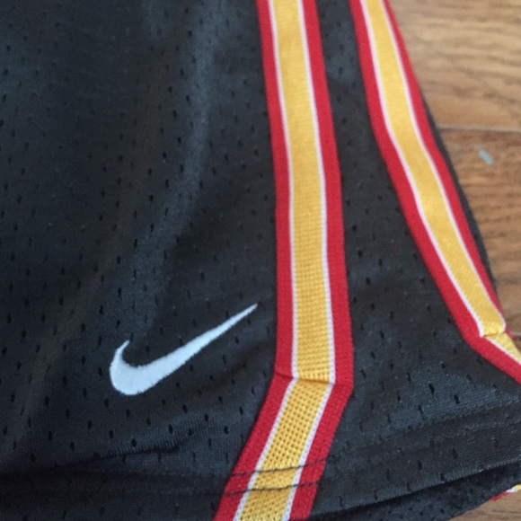 2 pairs of Nike Running/ exercise shorts - Picture 2 of 3