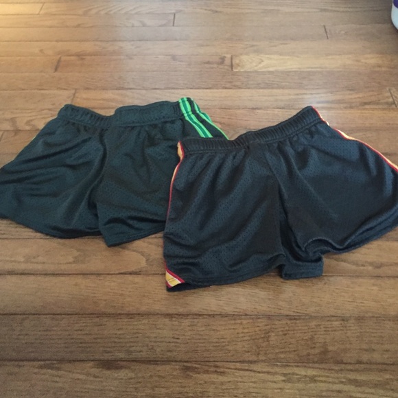 2 pairs of Nike Running/ exercise shorts - Picture 3 of 3