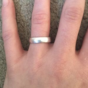 💍FINAL MARK DOWN💍Sterling silver band