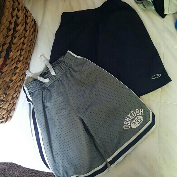 2 shorts size 6 Oshkosh and champion