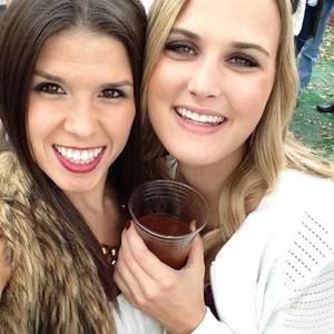 Meet your Posher, Elizabeth