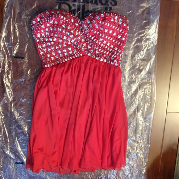 Homecoming Dress! - Picture 2 of 3