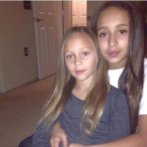 Meet your Posher, Joni