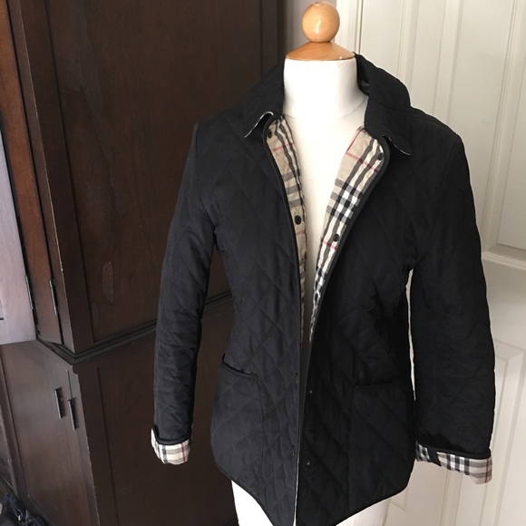 Burberry quilted jacket in black