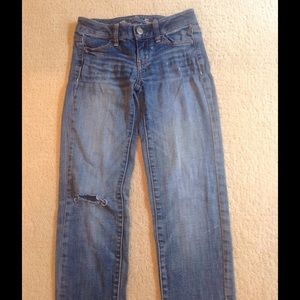 American Eagle Distressed Jegging