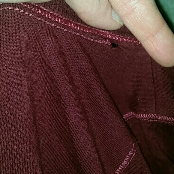 Abercrombie and Fitch long sleeve v-neck top - Picture 2 of 3