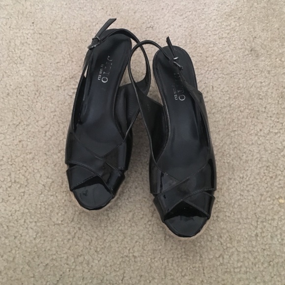 Black and Tan wedges