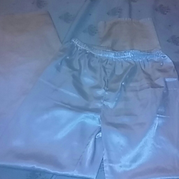 Silk. Sleeping pajamas