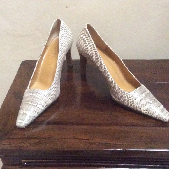 Gucci Python 3" stacked heels