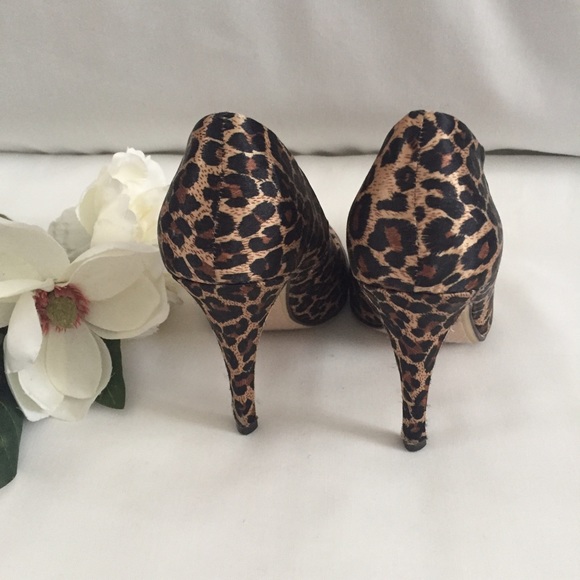 ⚡️SOLD⚡️Leopard print pumps🔸Charlotte Russe - Picture 4 of 4
