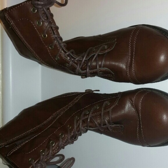 Brown boots