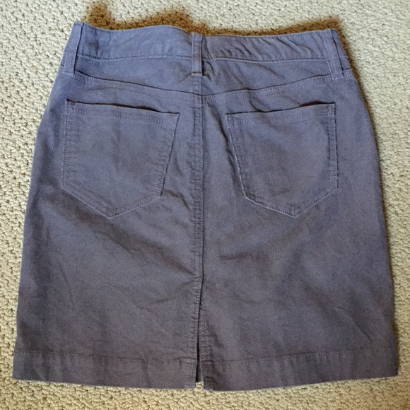 Old Navy gray corduroy skirt - Picture 2 of 3