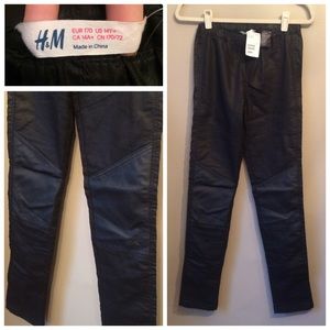 Sold ✨ NWT H&M "Wetlook" Leggings
