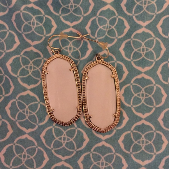 Elle gold Kendra Scott earrings in white