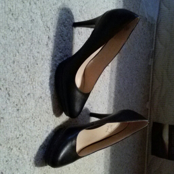 Black heels