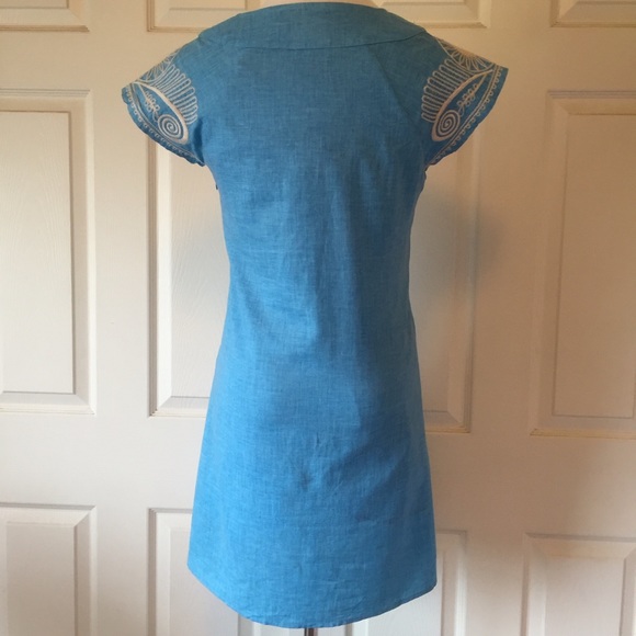 THEME TUNIC SOLD IN BUNDLE - Picture 2 of 4