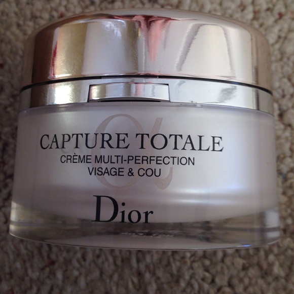 Capture totale face cream by Dior