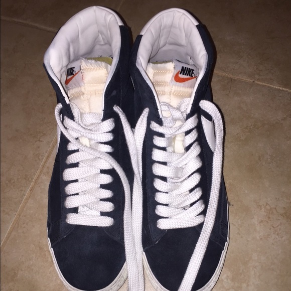 vintage suede nikes
