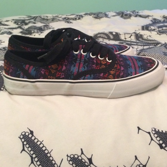 Aztec Printed Vans Look-Alike