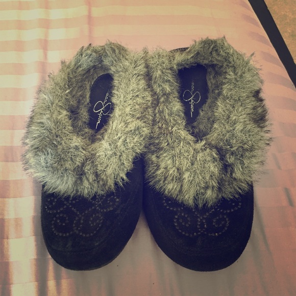 Jessica Simpson moccasin slippers