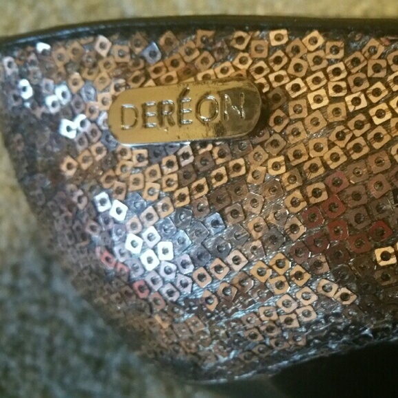 Der?on heels. - Picture 4 of 4