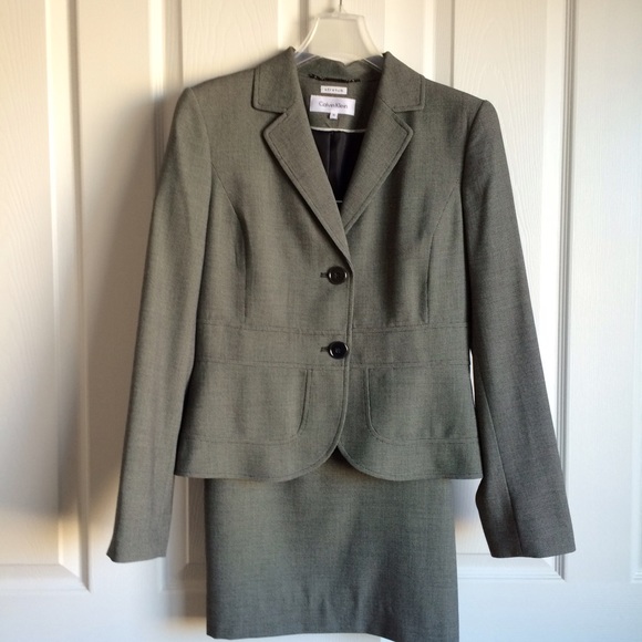 Like new Calvin Klein skirt suit
