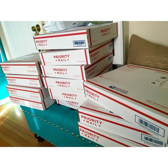 FAST Shipping Every Day!!✈️📦