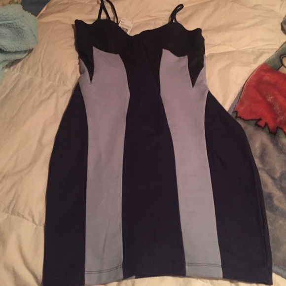 Womens bodycon Dress. Never worn. NWT